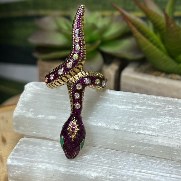 VTG| Purple Rhinestones Snake Ring 💜✨ - Picture 6 of 9